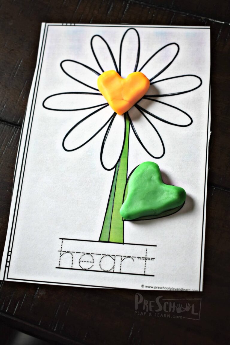 🌼 FREE Printable Flower Shape Playdough Mats